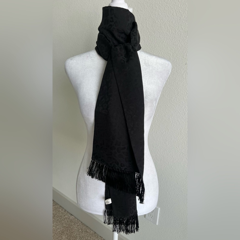 Saint Laurent Silk Black Leopard Patterned Opera Scarf with fringe - Picture 8 of 11